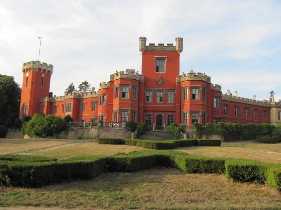 Schloss Hrádek u Nechanic