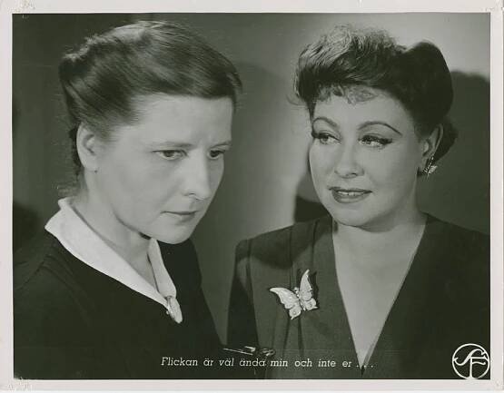 Dagny Lind, Marianne Löfgren - Krize - Fotosky