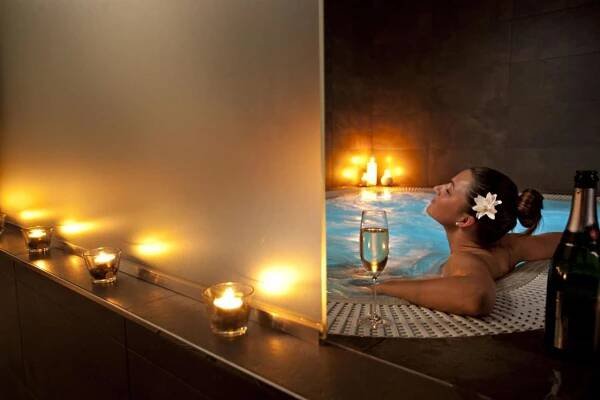 Jacuzzi Nový Jičín Saunou Wellness Hotel ABÁCIE