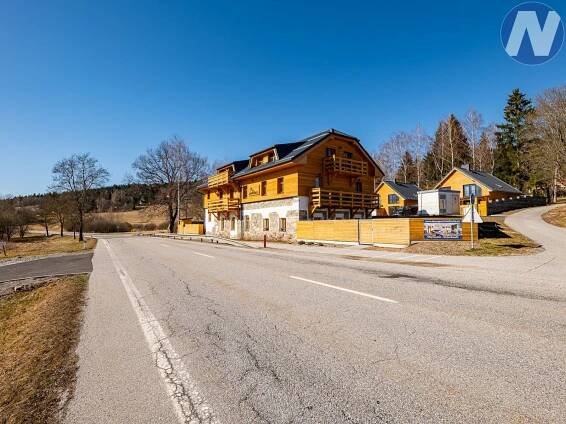 Horní Planá, prodej apartmánu 3+kk s balkónem v novém komplexu Hůrka u Lipna