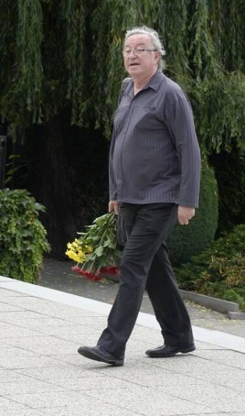 Pohřeb režiséra Josefa Vondráčka (†81): Bohdalová s Patrasovou plakaly v první řadě