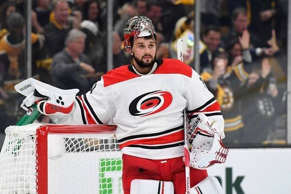 Tvrdá jednání v NHL. Mrázek platem nedosáhl na "medaili", příště chce větší smlouvu