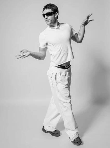 Der Schauspieler Aaron Altaras im Interview ohne Worte - SZ Magazin