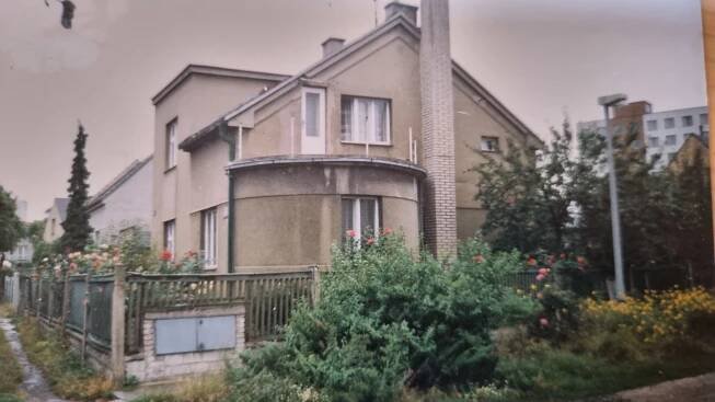 Vila v Nymburce, kde žili rodiče Vlastimila Krejčího