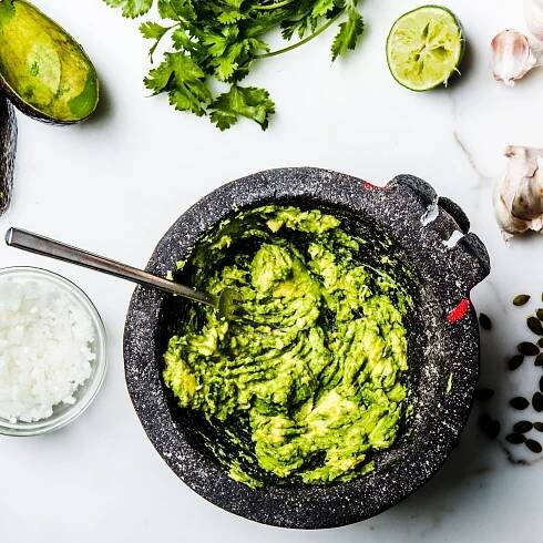 Everybody Except You Makes These Guacamole Common Mistakes