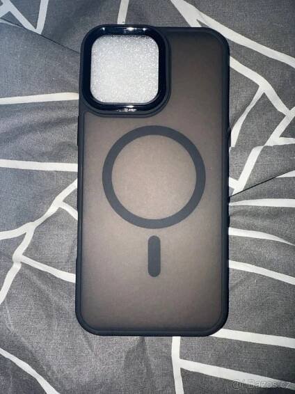 Kryt na Iphone 16 pro max (osobní odběr)
