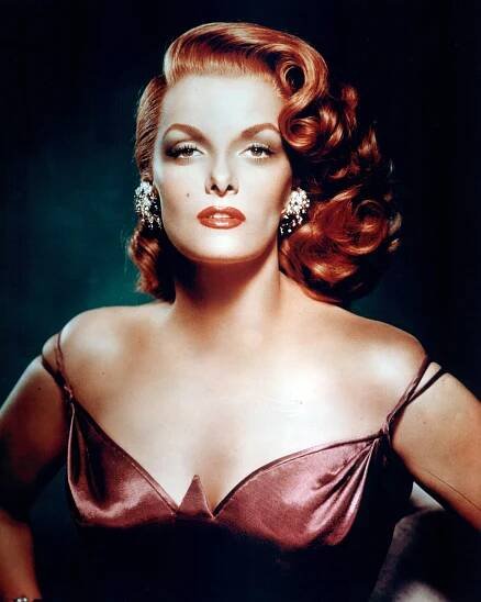 Fotografie Jane Russell In 'The Revolt Of Mamie Stover'