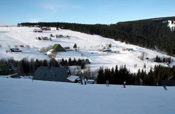 Pec pod Sněžkou - sjezdovky a sníh