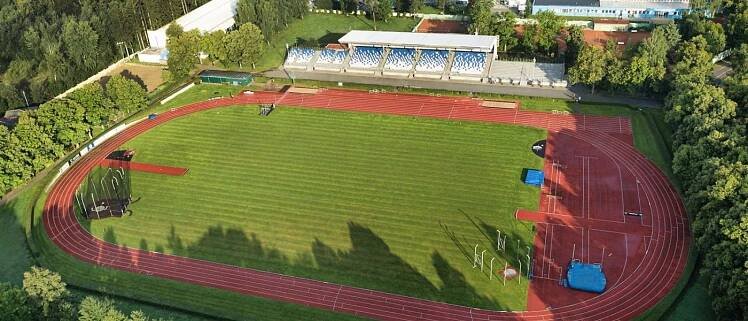 Atletický ovál na Městském stadionu Sletiště | Sportovní areály města Kladna