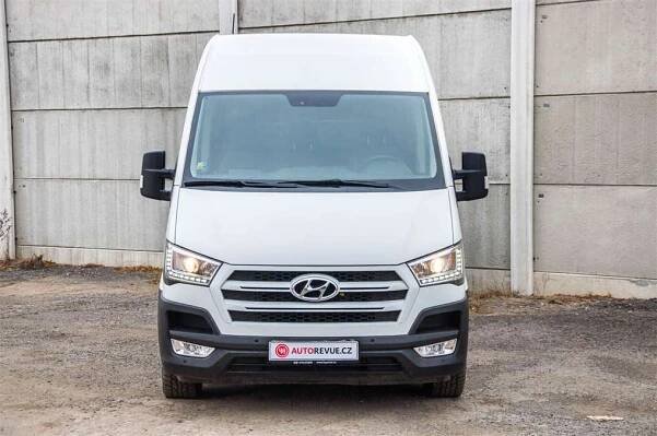 Galerie - Test Hyundai H350 Van 2.5 CRDi 125 kW: Povedená dodávka - AutoRevue.cz