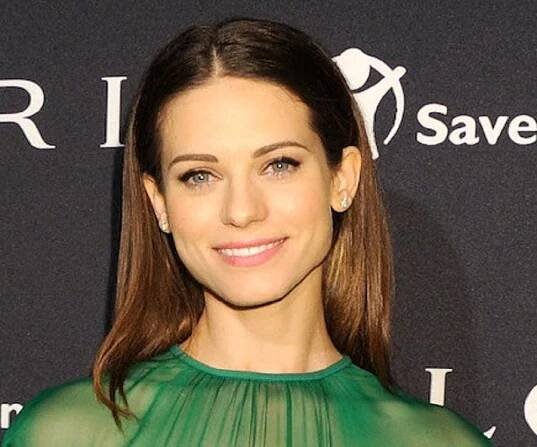 Lyndsy Fonseca Biography - Facts, Childhood, Family Life & Achievements