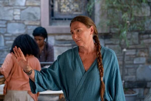 Nora Dunn - DMZ - Advent - Z filmu