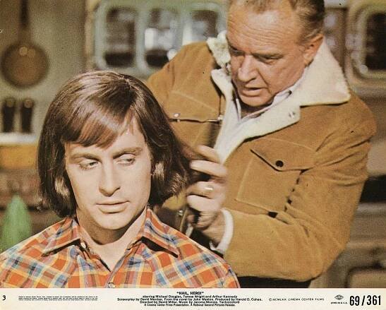 Hail, Hero! - Fotosky - Michael Douglas, Arthur Kennedy