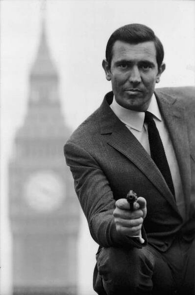 Copak je to za chlapíka (84)? Takto dnes vypadá »James Bond«!