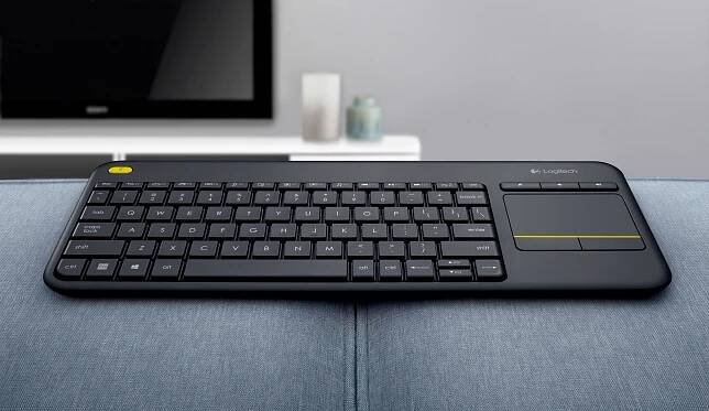 Klávesnice Logitech K400 Plus CZ - černá | Softcom Group s.r.o. i6Shop