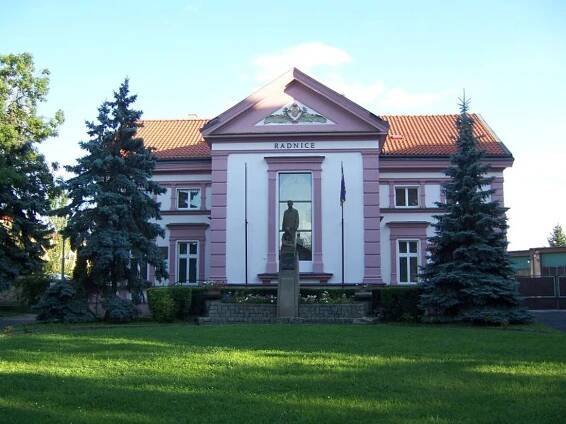 Praha-Čakovice – Wikipedie