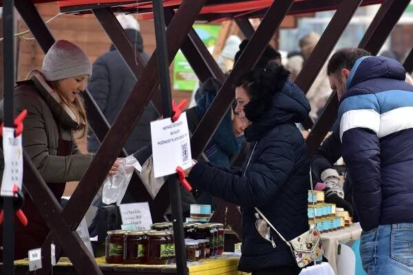 Zájem byl i o lysohlávky. Nové Město na Moravě pořádalo oblíbený farmářský trh