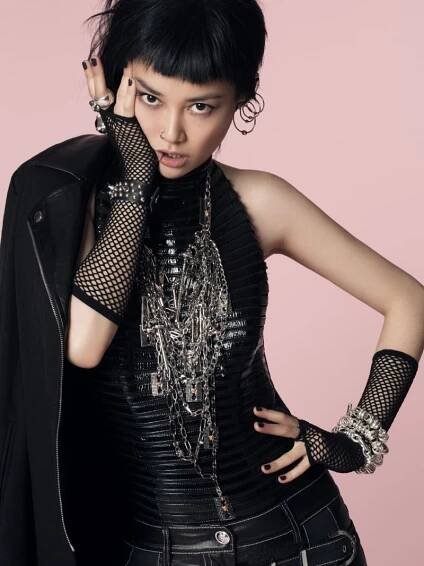 Rinko-Kikuchi-19