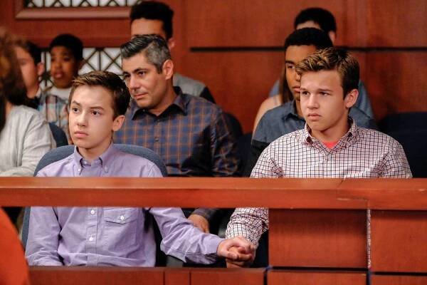 Fosterovi - Štěstí - Z filmu - Hayden Byerly, Danny Nucci, Gavin MacIntosh
