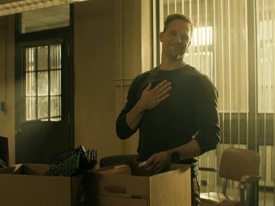 Shaun Sipos - Reacher - Přes mrtvoly - Z filmu