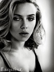 Scarlett Johansson in Esquire Magazine - PaparaZzi Oops! : PaparaZzi Oops!