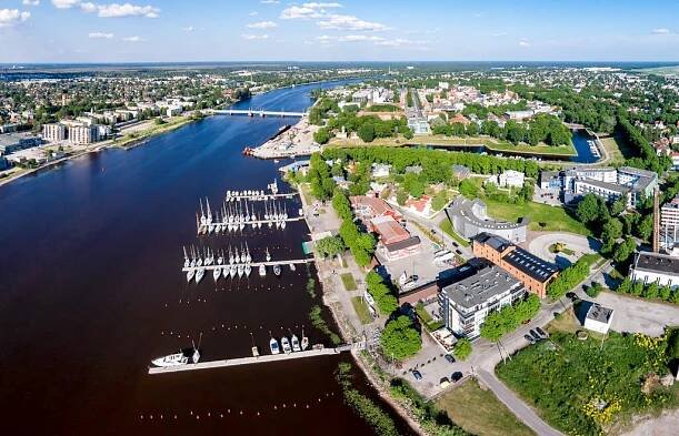 Rozpočet cesty v Pärnu a životní náklady v roce 2025