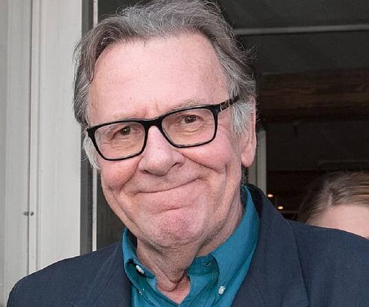 Tom Wilkinson Biography - Facts, Childhood, Family Life & Achievements