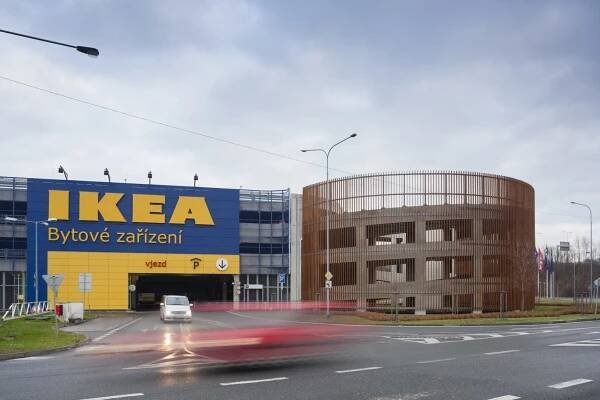 ikea-cerny-most-praha1