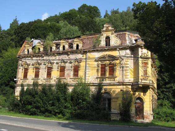 Soubor:Bečov nad Teplou (2).jpg – Wikipedie