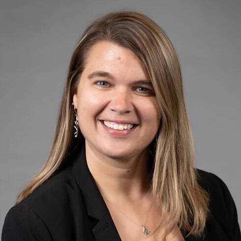 Jackie Davis Headshot