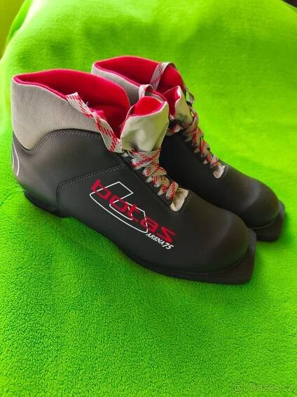 Boty na běžky Botas vel. 43 vázání 75
