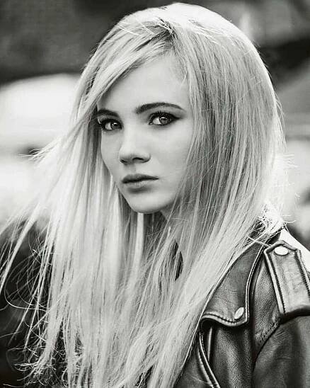 Freya Allan