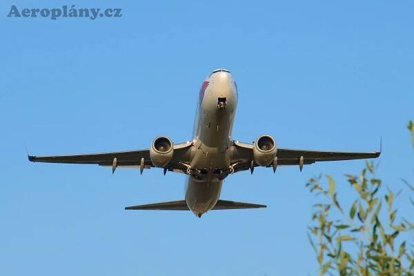 Boeing B737-8Q8 - OK-TVG