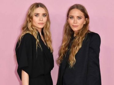 The Row Goes Dark for Paris Fashion Week: Everything We Know About Mary-Kate and Ashley Olsen's Phone-Free Show