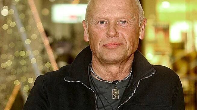 Spevák Jiří Korn ruší koncerty: Parťák z kapely ohluchol