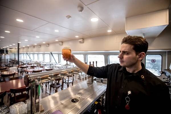 OBRAZEM: Na Vltavě se vaří pivo
