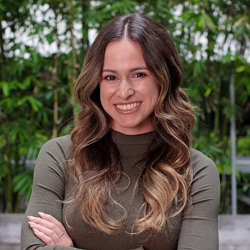 Laura-Macias-for_web_crop