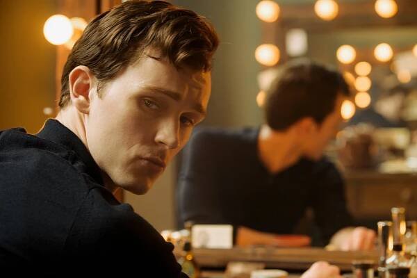 Lawtey as Richard Burton in the new biopic ‘Mr Burton’