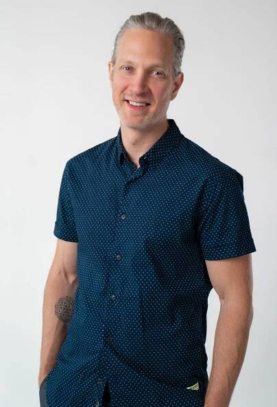 randy-spelling-navy-shirt-tattoo