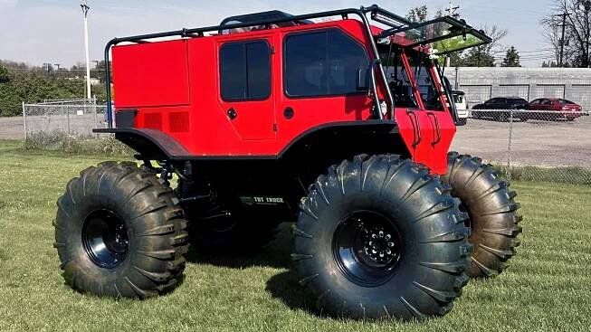 When A Hummer Stumbles This Amphibious V8 Monster Charges Forward