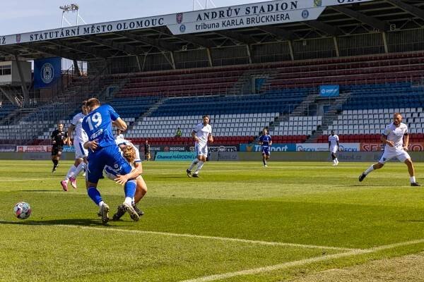 Gólová exploze po změně stran! Béčko přejelo rezervu Baníku 5:0 | SK Sigma Olomouc