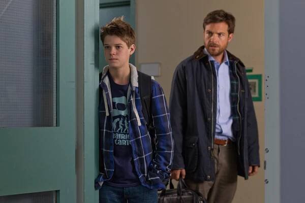 DISCONNECT Blu-ray Review. DISCONNECT Stars Jason Bateman and Paula Patton
