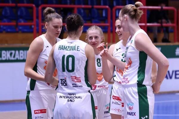 České kluby čeká dvojboj ve Španělsku. USK se střetne se Zaragozou, Žabiny hrají proti Salamance