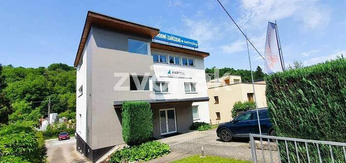 Pronájem kancelářských prostor ve Zlíně, 101 m2 | Zvonek.cz
