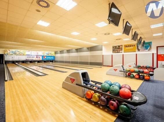 Prodej restaurace s bowlingem v Lounech, obrázek č.25