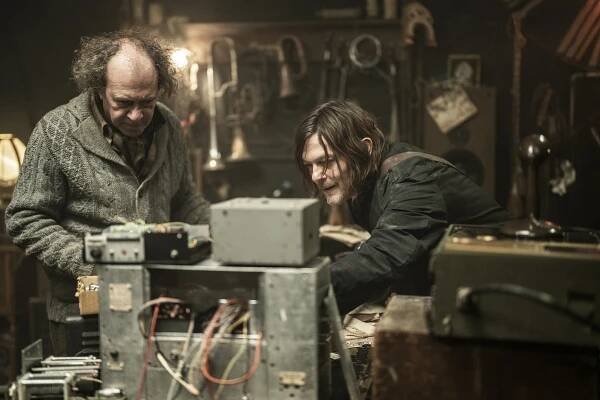 Éric Frey, Norman Reedus - The Walking Dead: Daryl Dixon - Paris Sera Toujours Paris - Z filmu