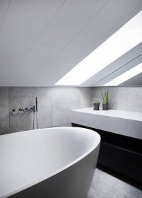 Moderní šedá koupelna
