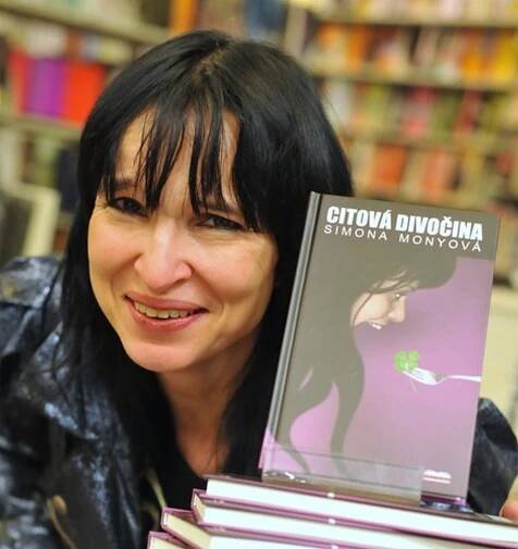 Její knihy se pravidelně stávaly bestsellery