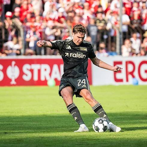 1. FC Union Berlin: Warum Robert Skov öfter auf Steffen Baumgart hören sollte