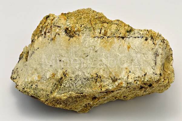ANTOFYLIT | Geologické školní pomůcky